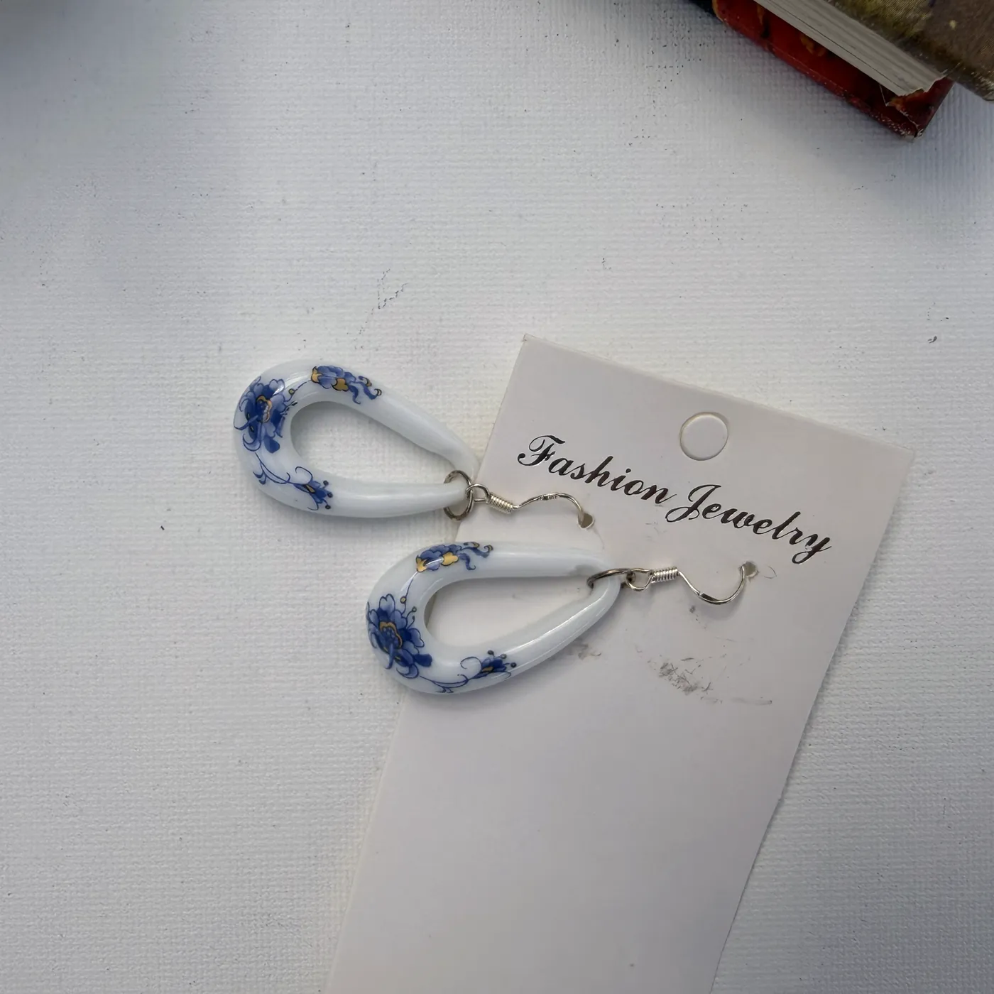 Blue Willow Teardrops — view 3